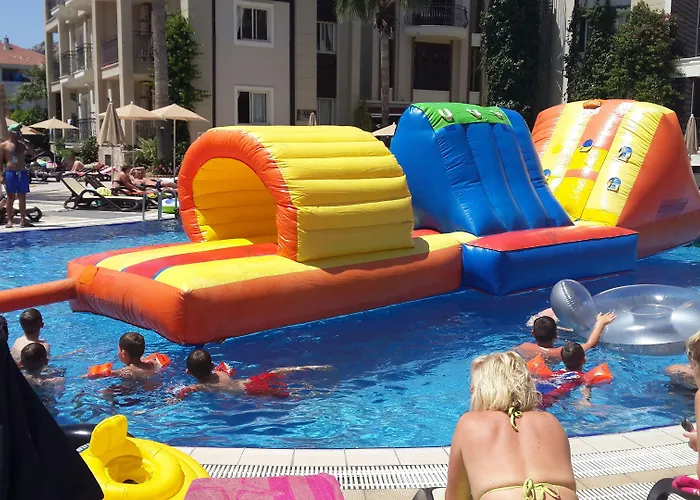 Club Anastasia - Family Hotel de apartamente 3*