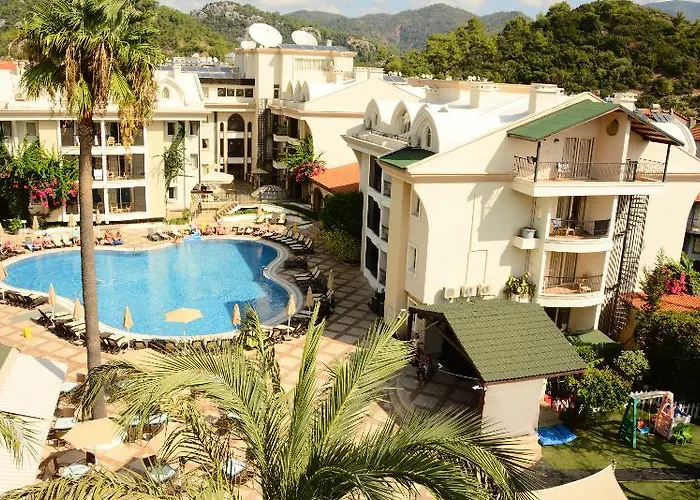 Club Anastasia - Family Hotel de apartamente 3*