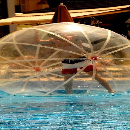 Club Anastasia - Family