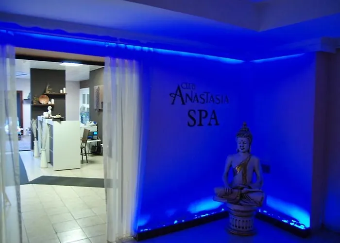 Club Anastasia - Family 3*