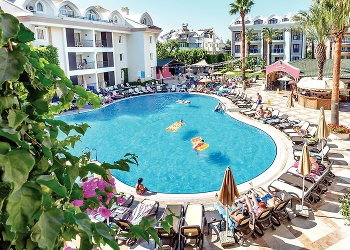 Aparthotel Club Anastasia - Family 3*