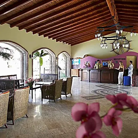 Lejlighedshotel Club Anastasia - Family 3*