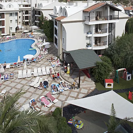 Club Anastasia - Family Apartmanhotel 3*